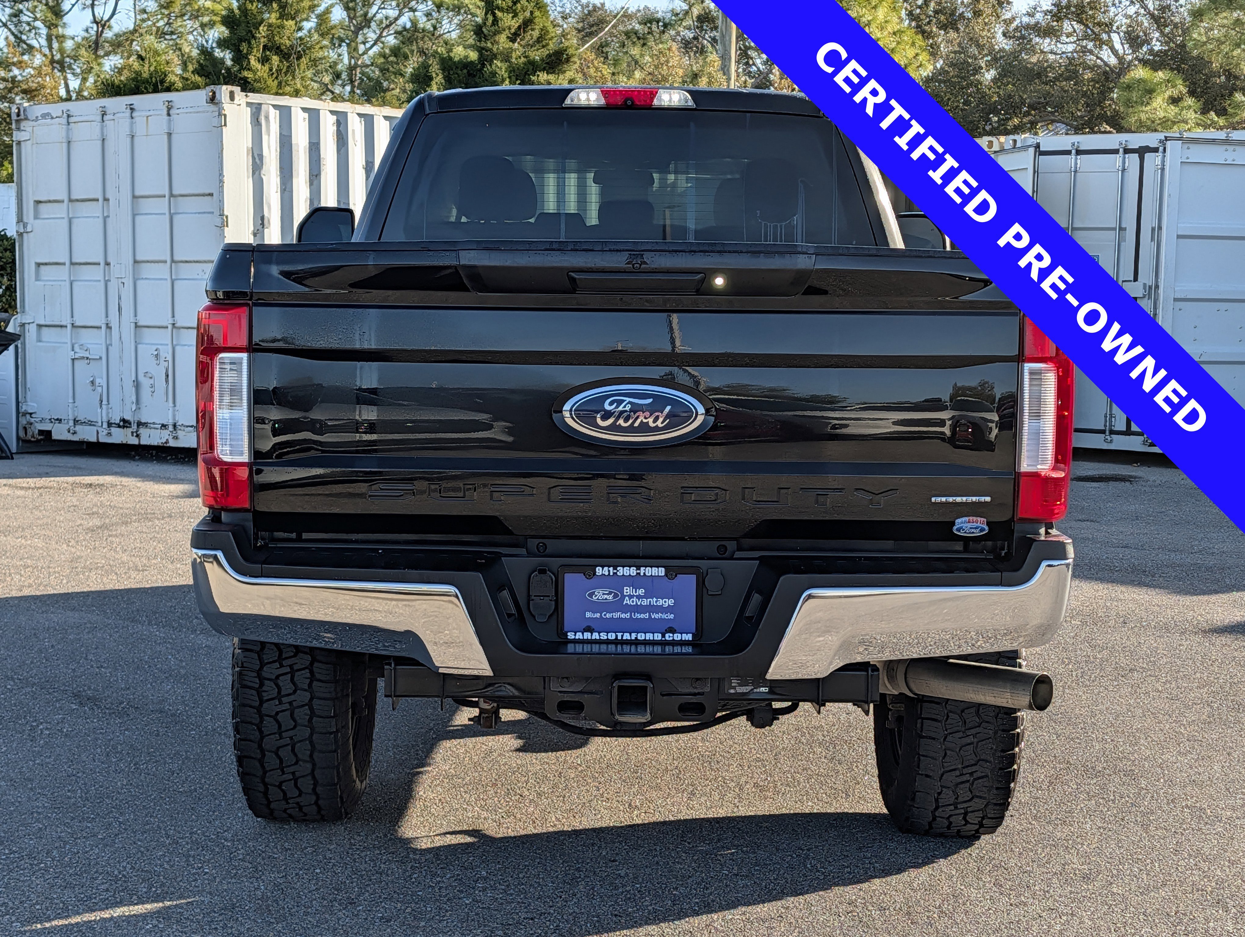 Certified 2017 Ford F250 XL w/ STX Appearance Package image 5