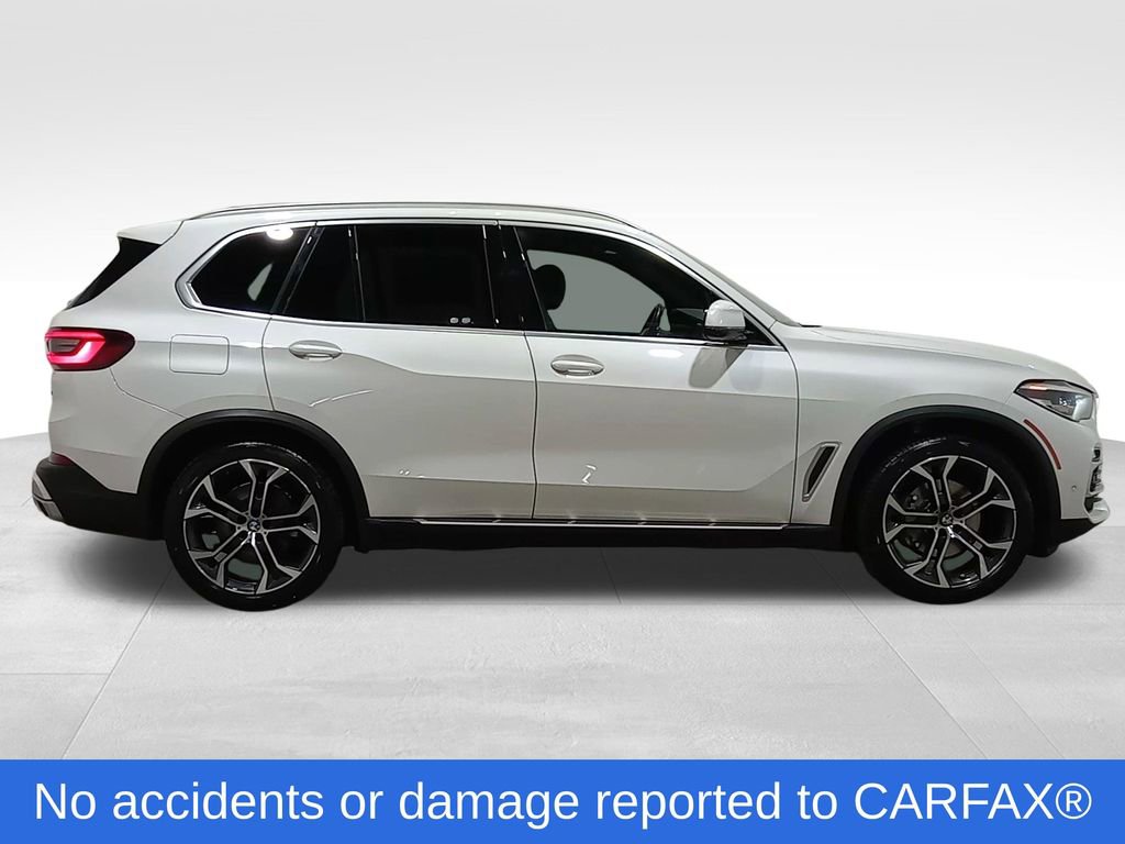 Used 2021 BMW X5 xDrive40i w/ Convenience Package AWD/4WD image 2