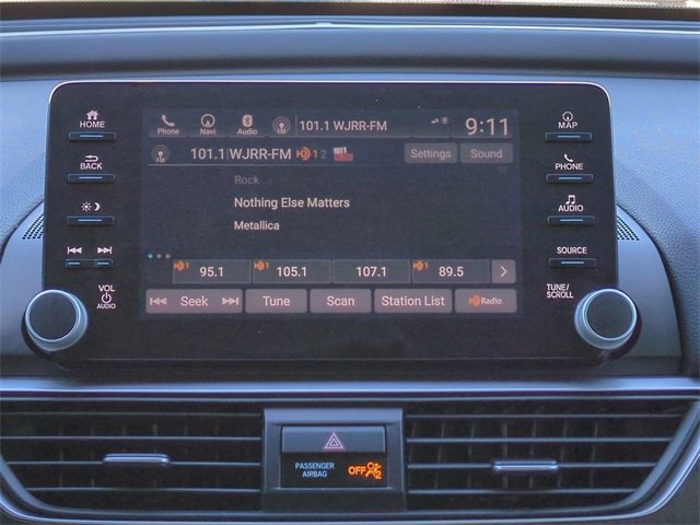 Used 2018 Honda Accord Touring image 17