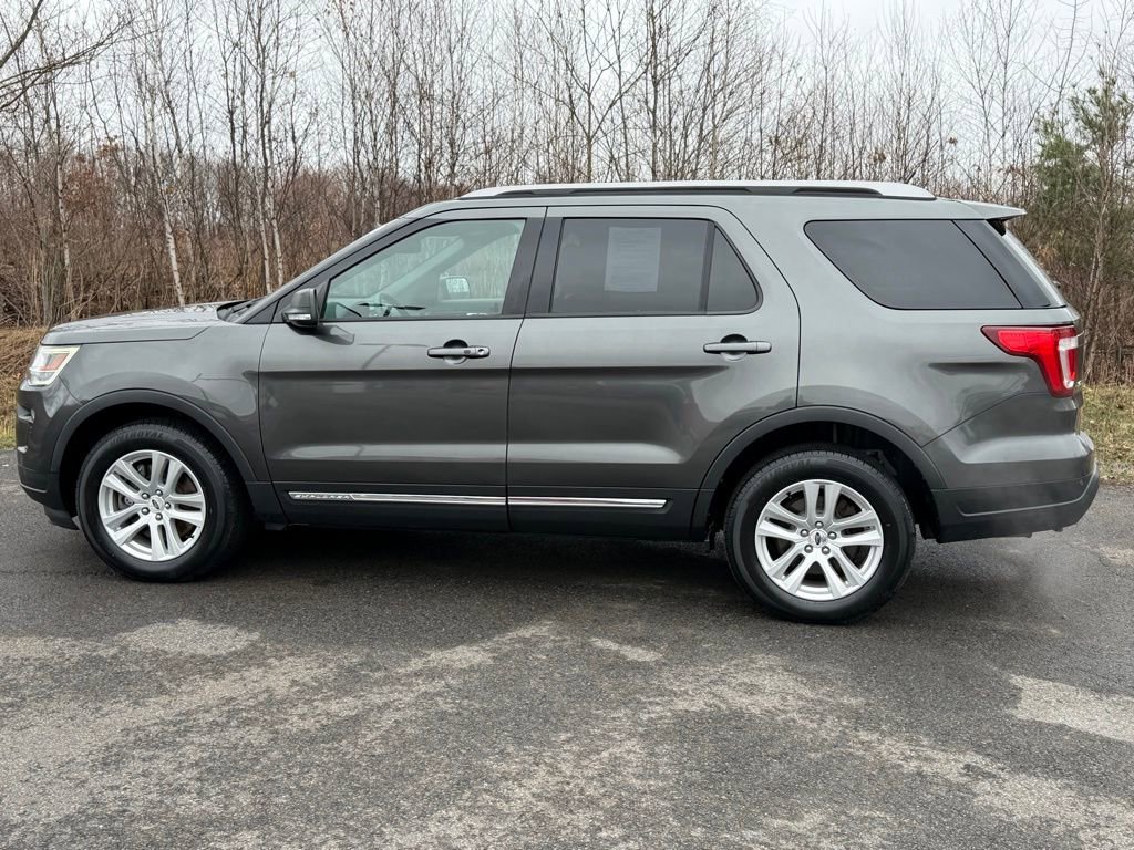 Certified 2019 Ford Explorer XLT w/ Equipment Group 201A image 23