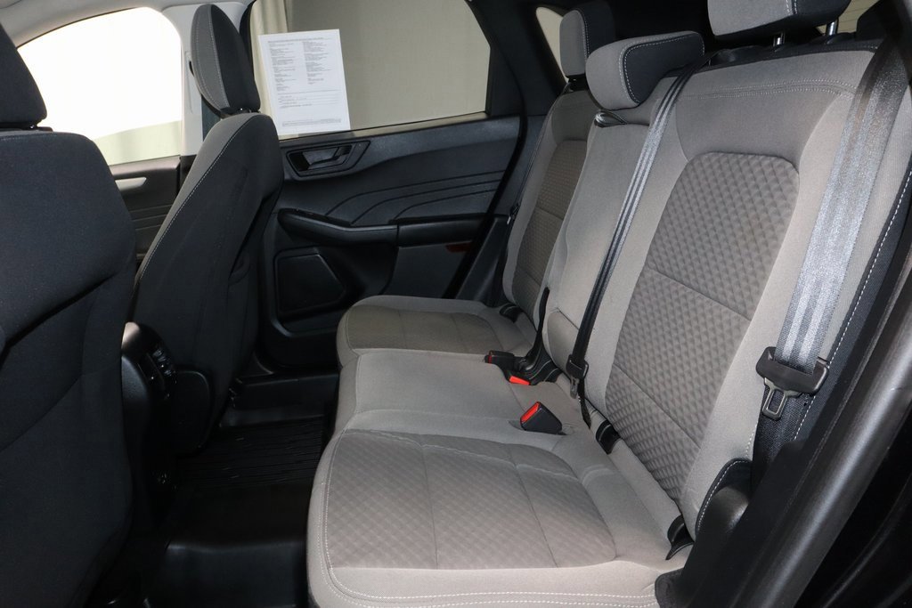 Certified 2022 Ford Escape SE w/ SE Sport Appearance Package image 21