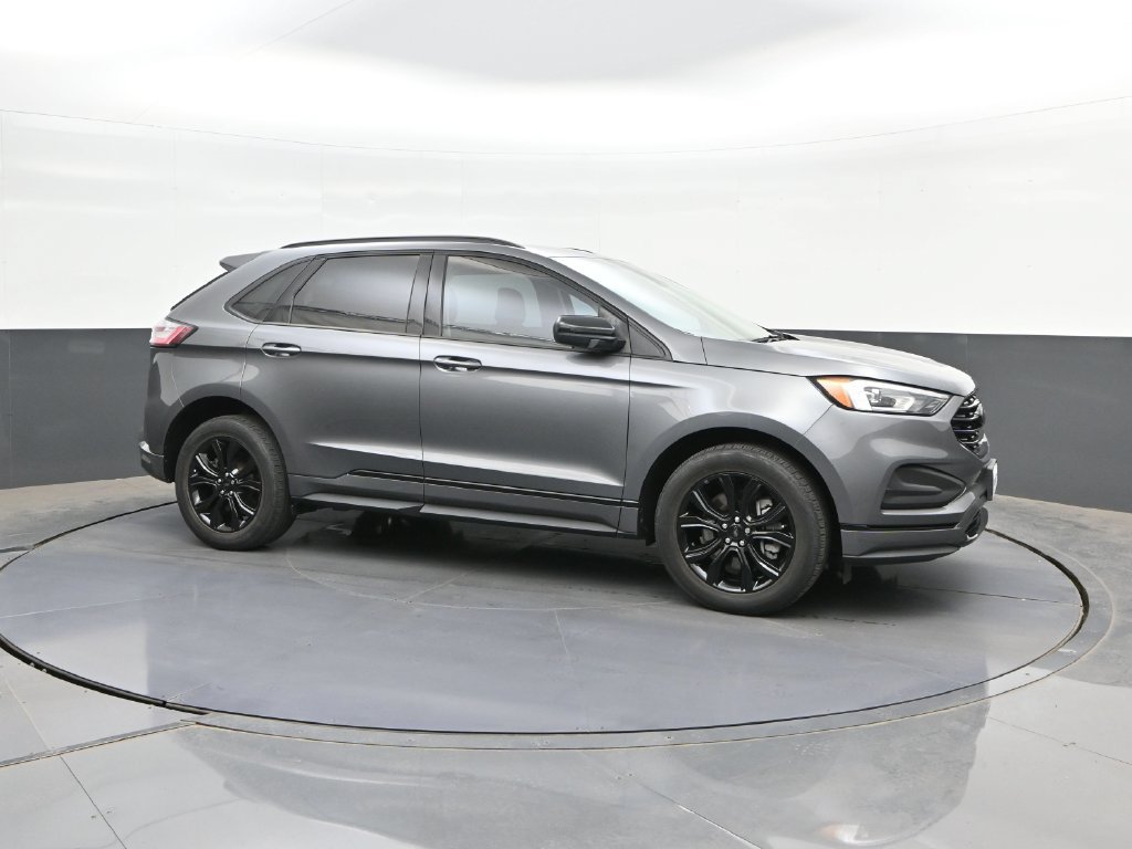 Certified 2024 Ford Edge SE w/ Black Appearance Package AWD/4WD image 13