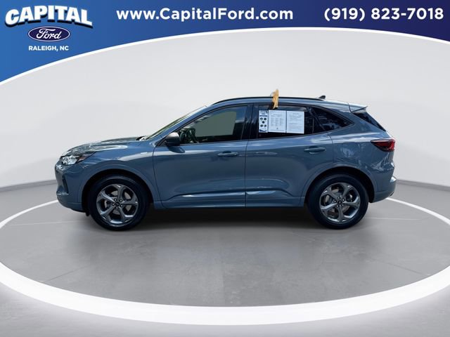 Certified 2024 Ford Escape ST-Line w/ Tech Pack #1 AWD/4WD image 5