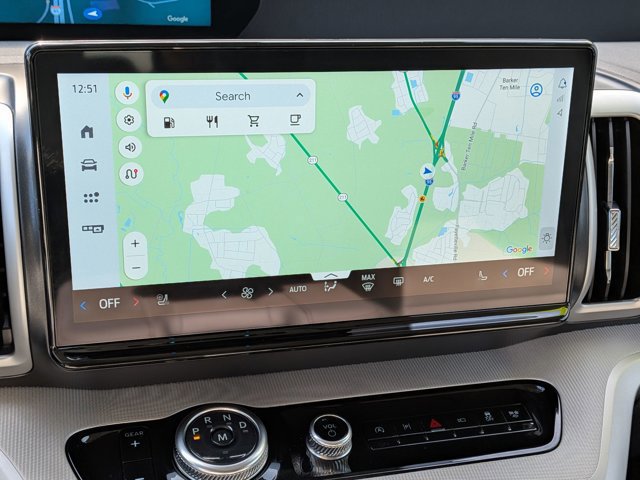 Certified 2025 Ford Expedition Active image 25