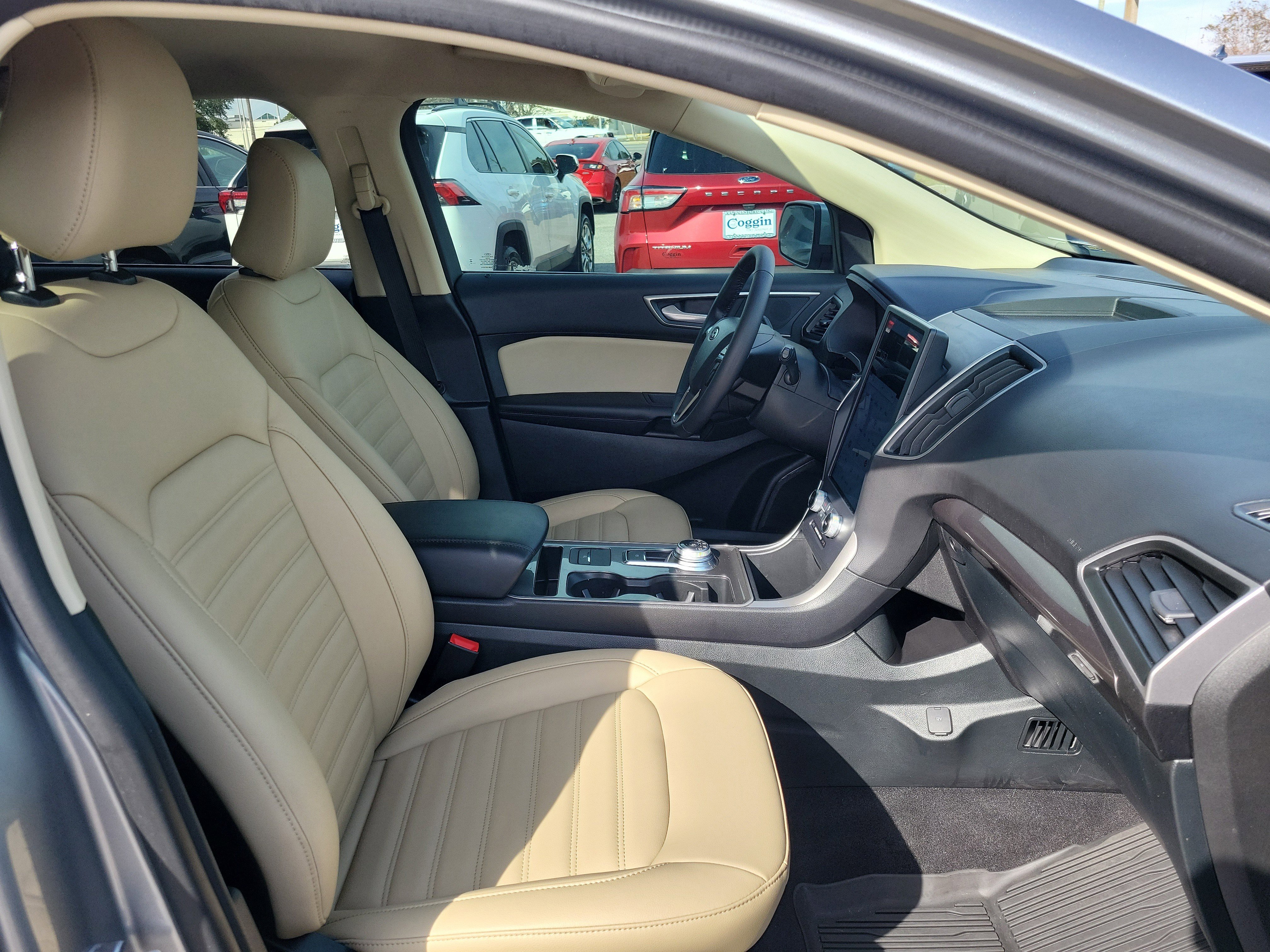 Certified 2024 Ford Edge SEL w/ Convenience Package image 30