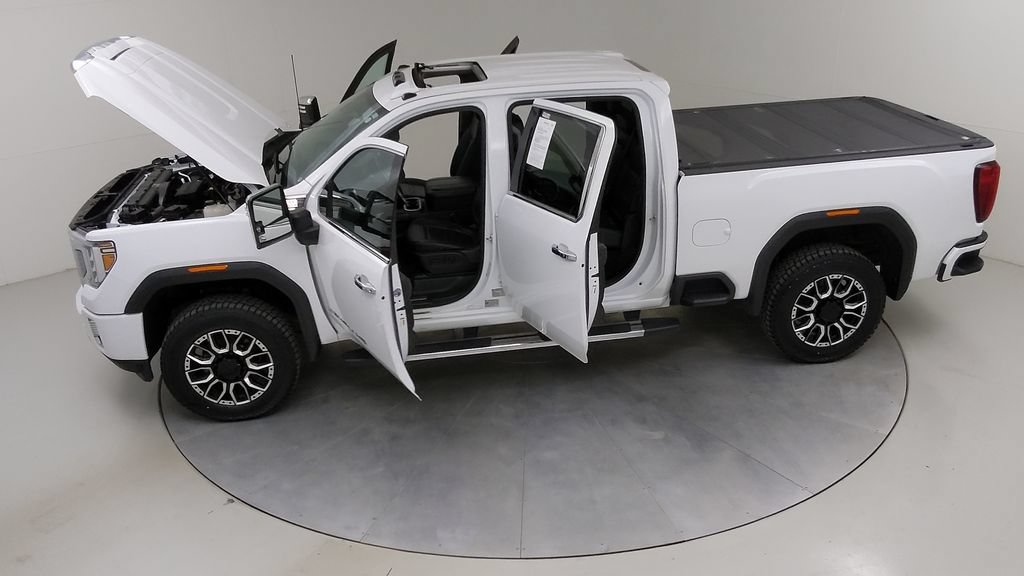 Used 2023 GMC Sierra 2500 Denali w/ Technology Package AWD/4WD image 55