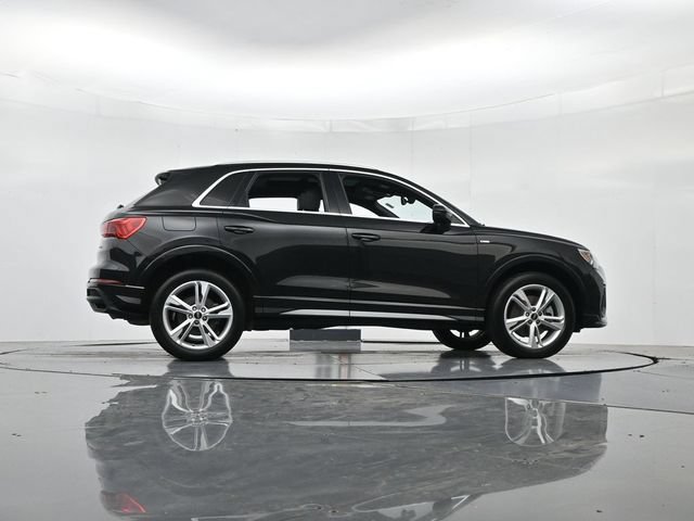 Used 2023 Audi Q3 2.0T Premium Plus AWD/4WD image 37