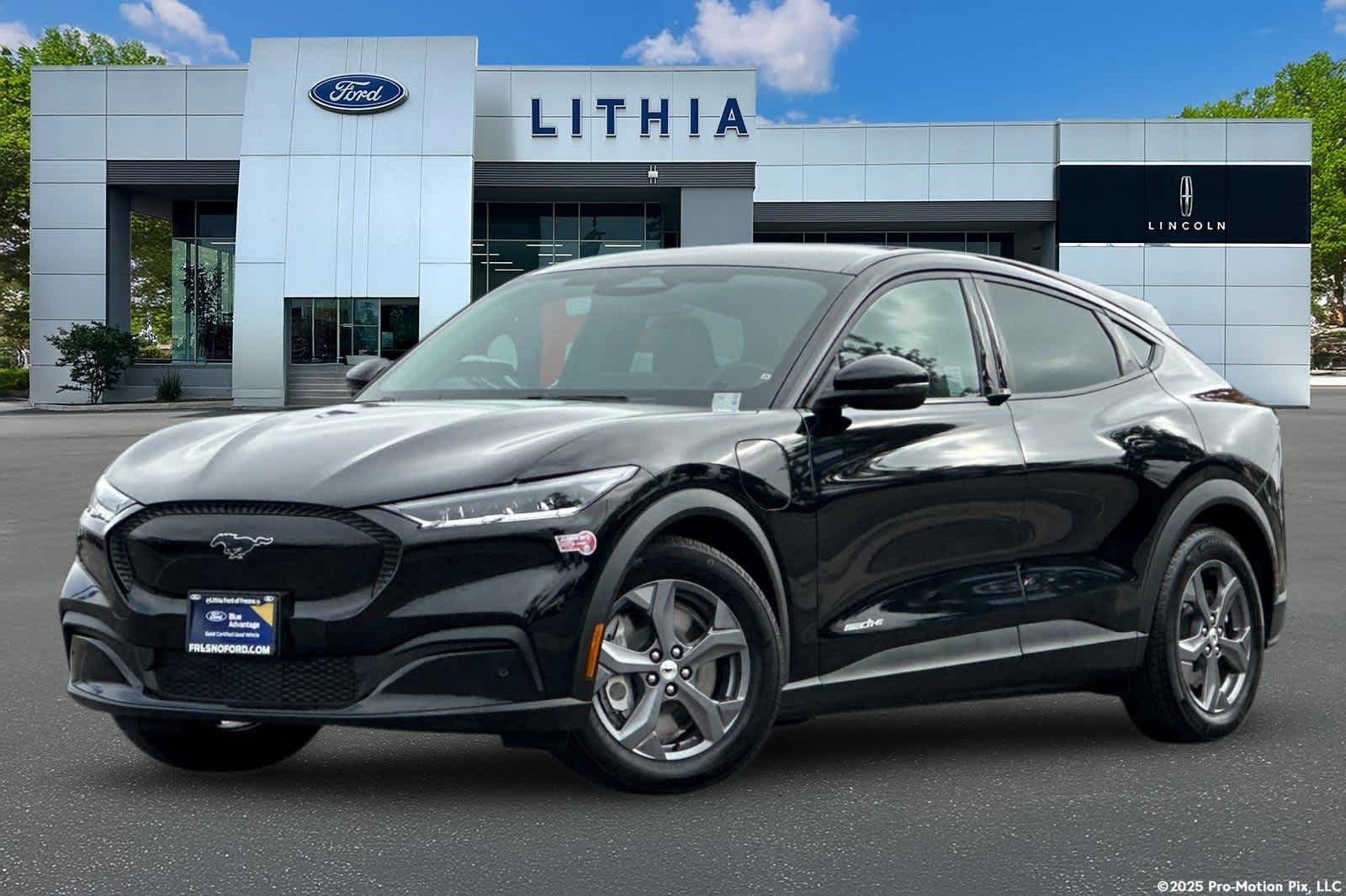 Certified 2022 Ford Mustang Mach-E Select image 1