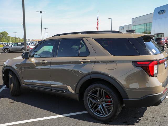Certified 2026 Ford Explorer ST AWD/4WD image 20