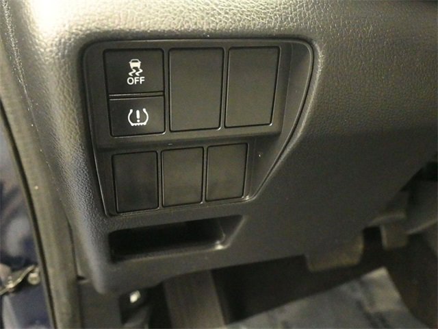 Used 2018 Honda CR-V LX image 14