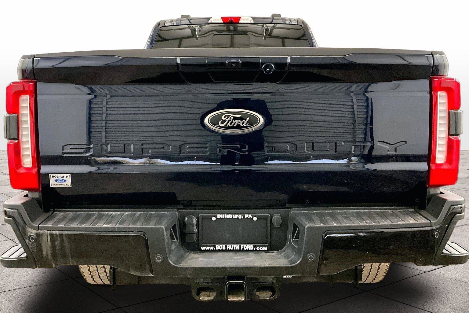 Certified 2025 Ford F250 Lariat w/ Lariat Ultimate Package image 4