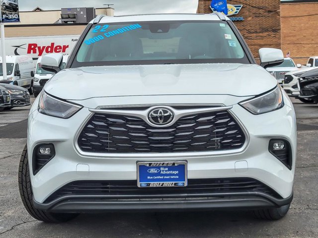 Used 2022 Toyota Highlander XLE image 7