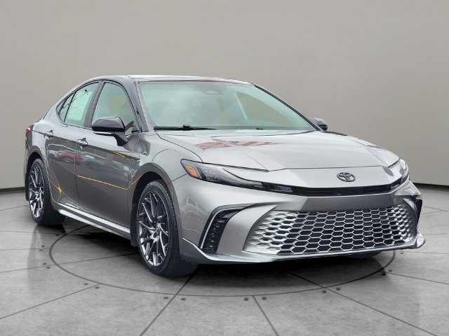 Used 2025 Toyota Camry XSE AWD/4WD image 13