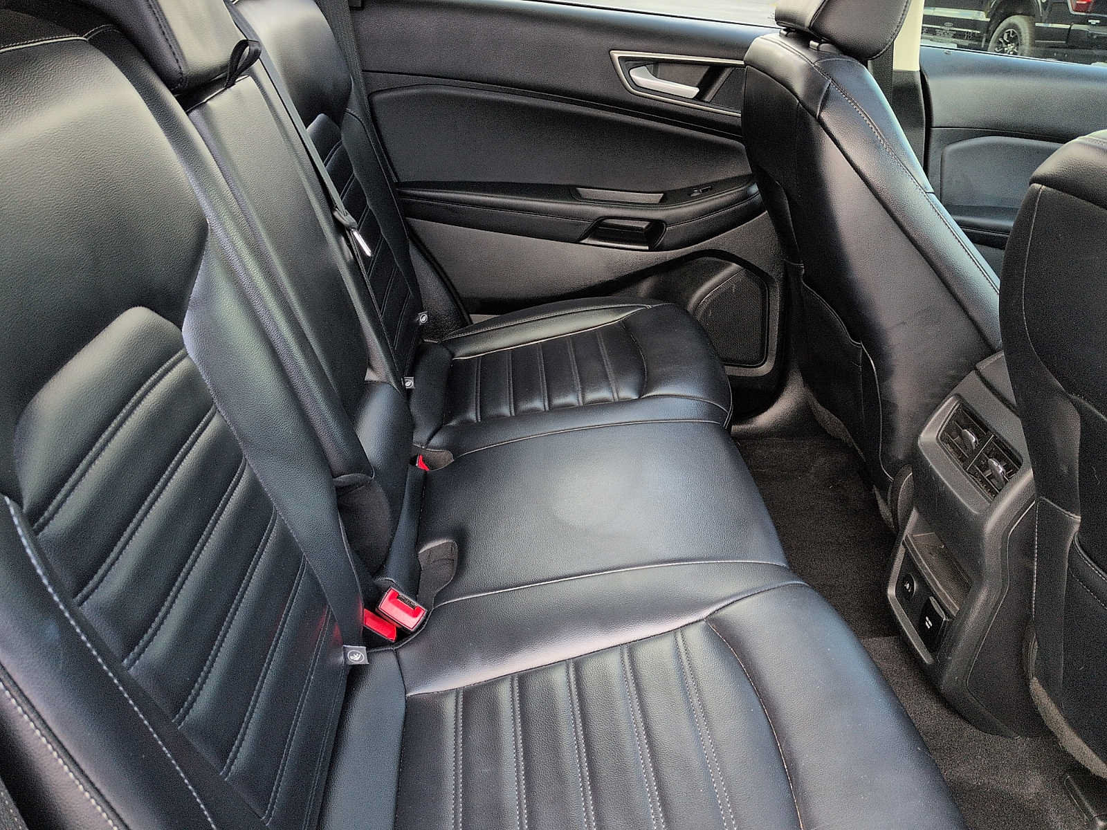 Certified 2023 Ford Edge SEL w/ Convenience Package AWD/4WD image 11