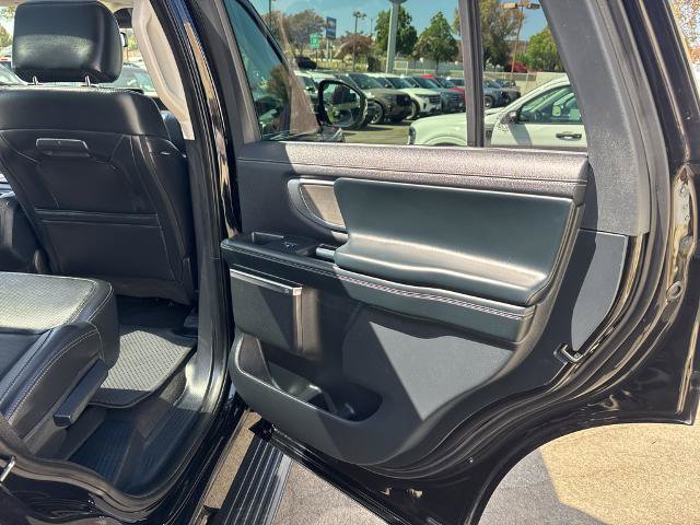 Certified 2025 Ford Expedition Platinum AWD/4WD image 25