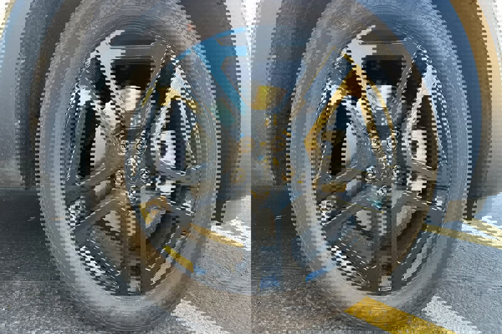 Used 2025 Kia Telluride EX X-Line image 7