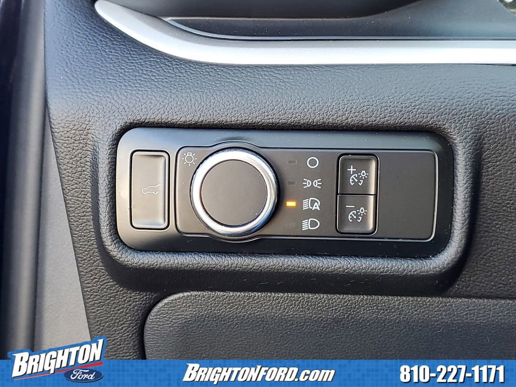 Certified 2023 Ford Explorer XLT image 18