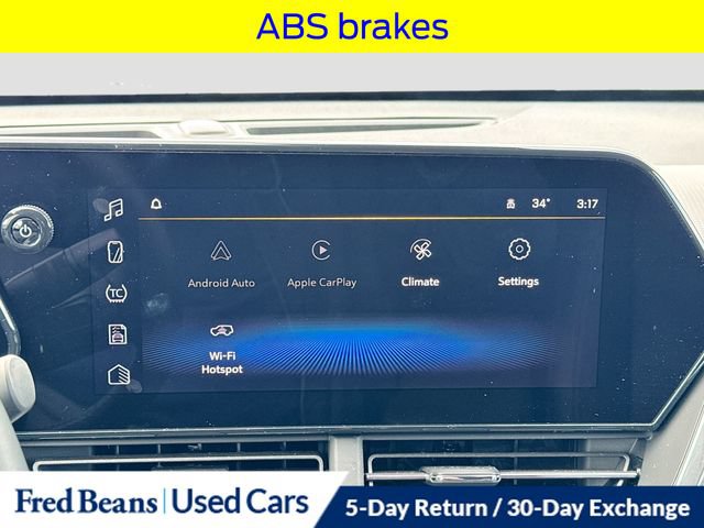 Used 2024 Chevrolet Trax LT w/ Driver Confidence Package FWD image 18