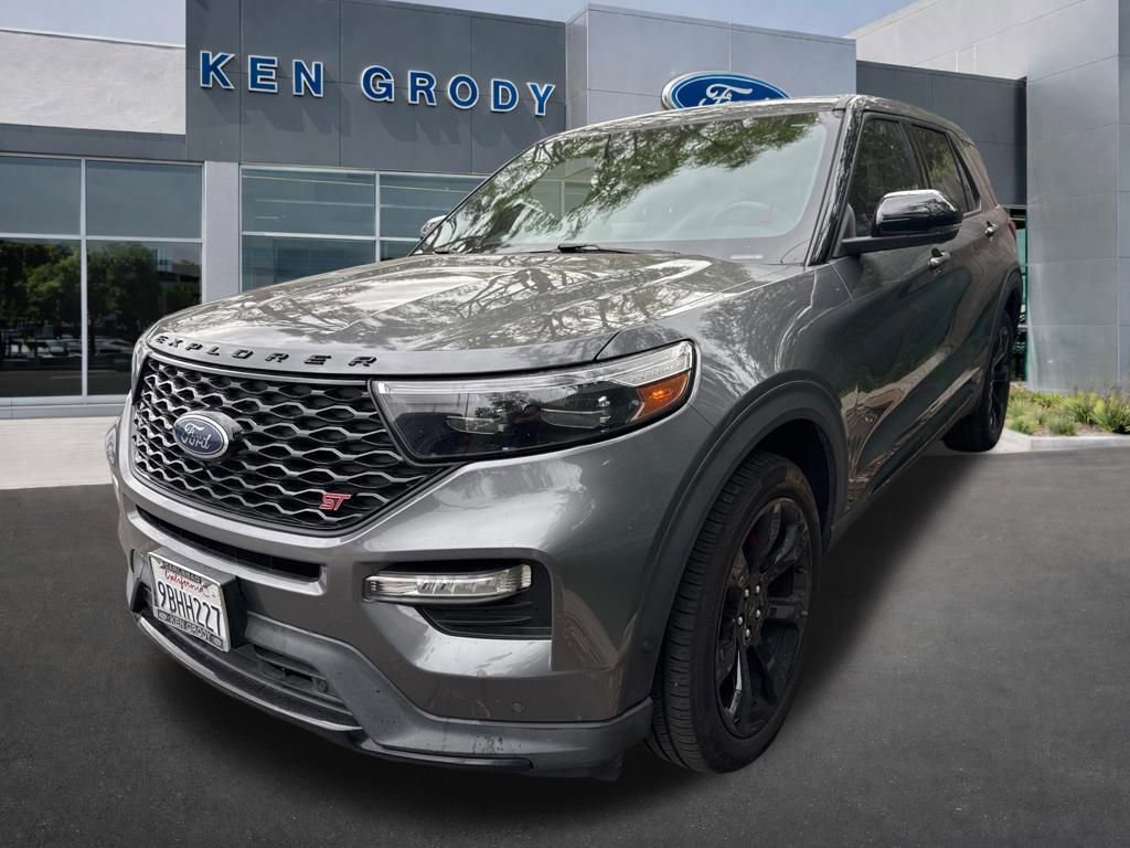 Certified 2022 Ford Explorer ST w/ Equipment Group 401A image 4