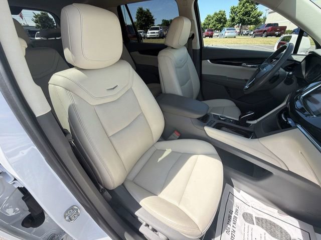 Used 2020 Cadillac XT6 Premium Luxury FWD image 31