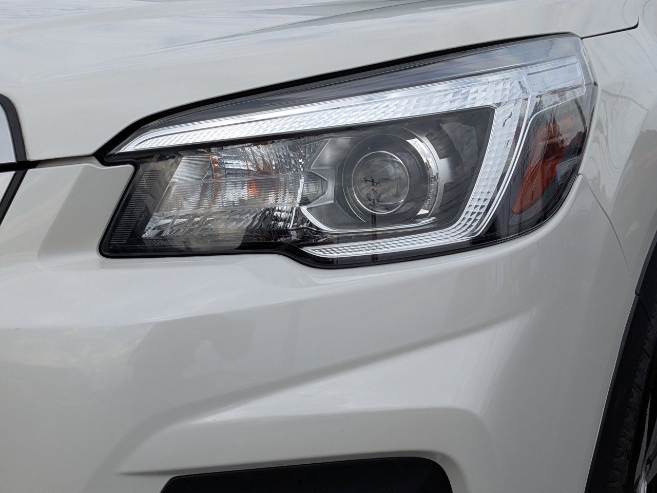 Used 2020 Subaru Forester Premium image 11