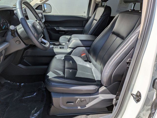 Certified 2024 Ford Expedition XLT RWD image 15