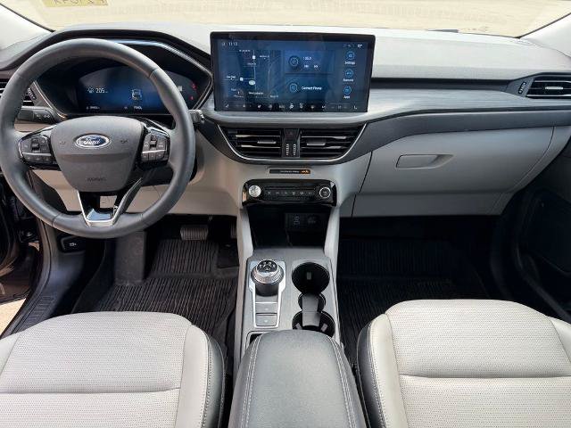 Certified 2023 Ford Escape Platinum AWD/4WD image 12
