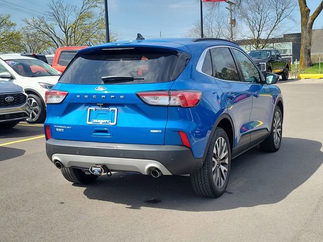 Certified 2020 Ford Escape Titanium AWD/4WD image 3