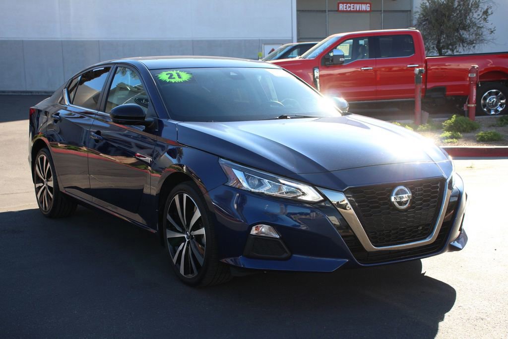 Used 2021 Nissan Altima 2.5 SR w/ SR Premium Package image 10