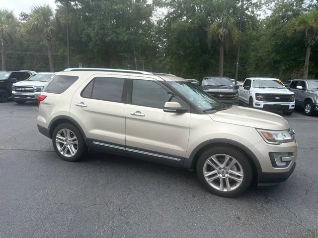 Certified 2017 Ford Explorer Limited FWD video 2