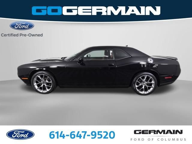 Used 2020 Dodge Challenger SXT w/ Plus Package RWD image 10