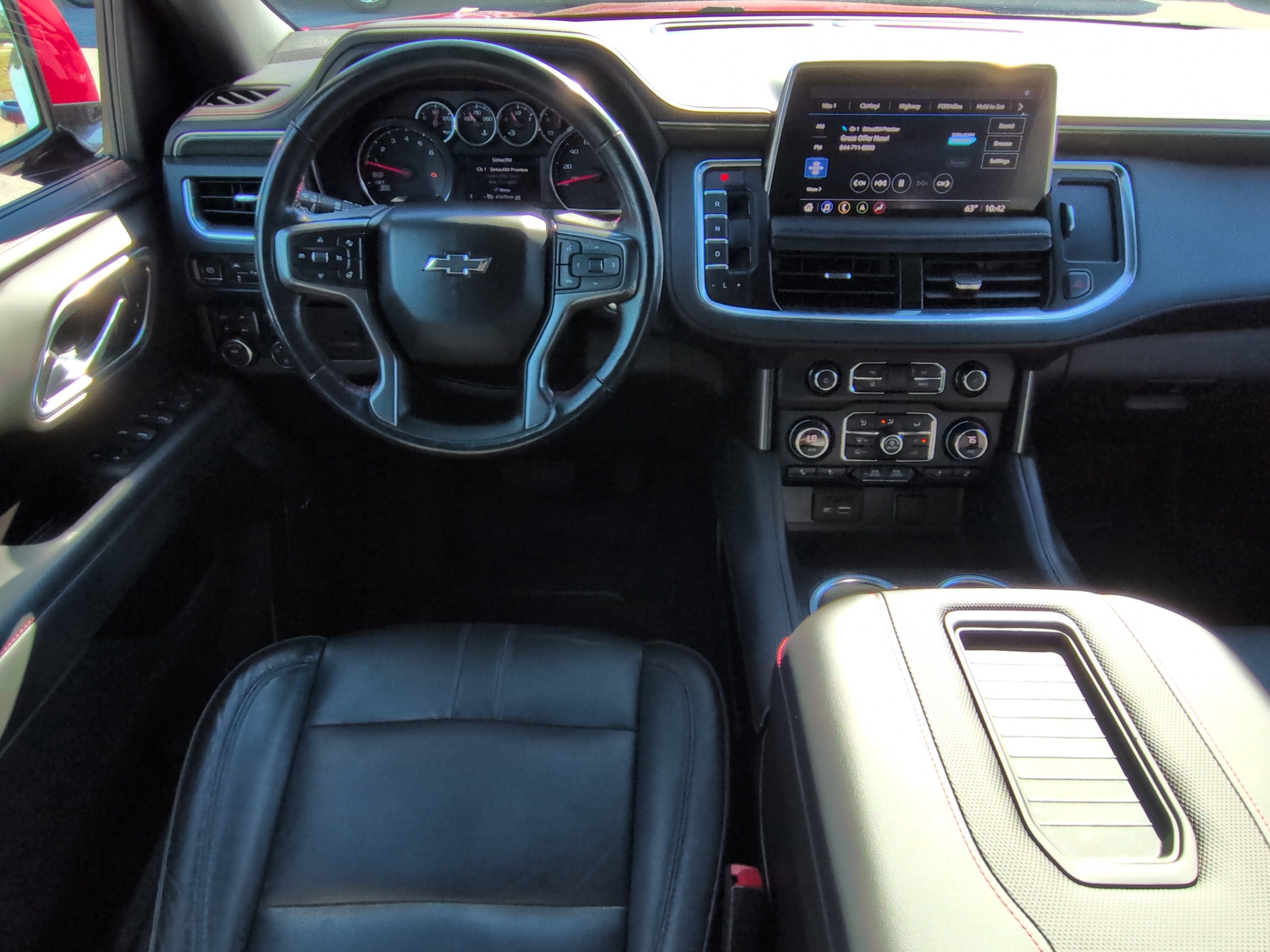 Used 2021 Chevrolet Tahoe RST w/ Luxury Package AWD/4WD image 14