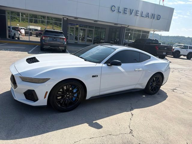 Certified 2024 Ford Mustang GT RWD image 24