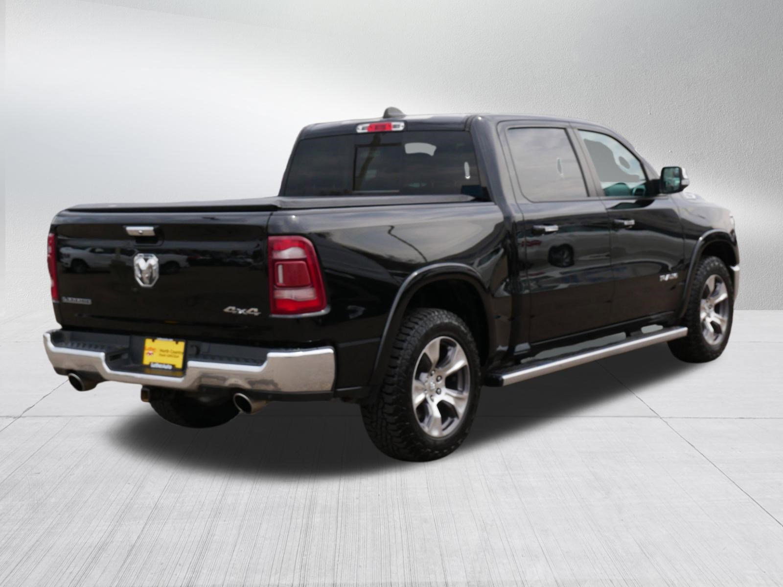 Used 2020 RAM 1500 Laramie AWD/4WD image 7