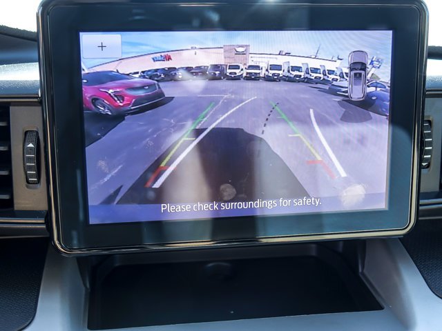 Certified 2023 Ford Explorer 4WD image 16