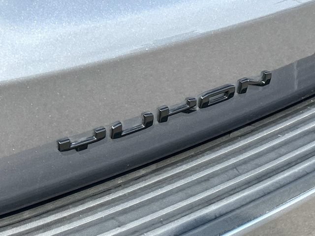 Used 2022 GMC Yukon XL Denali AWD/4WD image 13