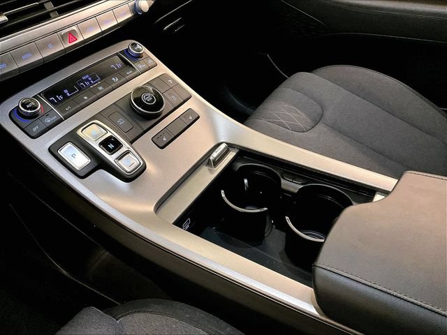 Used 2022 Hyundai Palisade SEL w/ Cargo Package FWD image 16