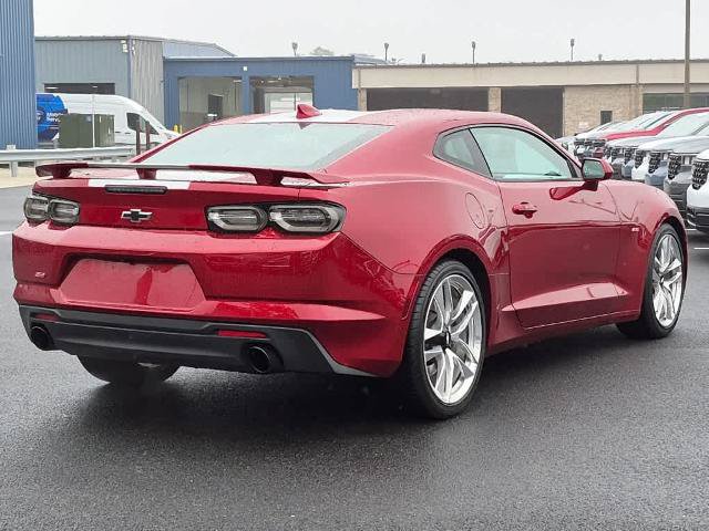 Used 2022 Chevrolet Camaro SS RWD image 3