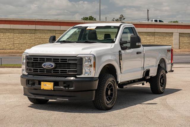 Certified 2023 Ford F250 XL w/ FX4 Off-Road Package AWD/4WD image 4