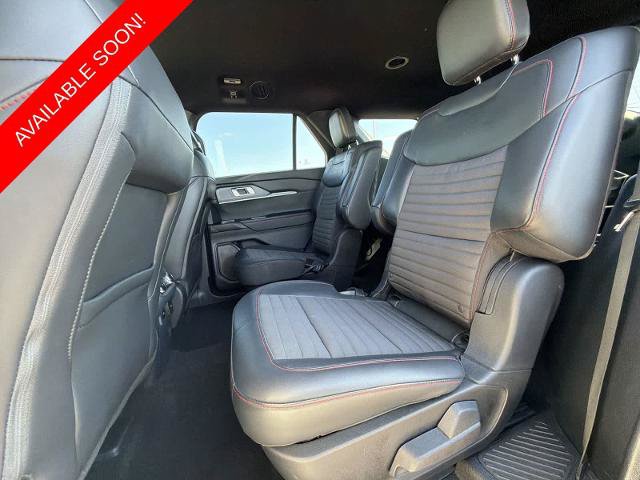 Certified 2025 Ford Explorer ST-Line AWD/4WD image 19