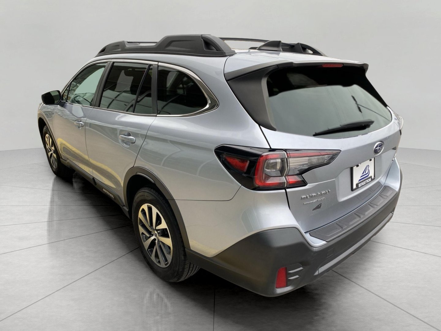 Used 2022 Subaru Outback Premium AWD/4WD image 6