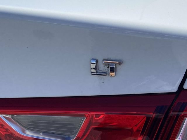 Used 2024 Chevrolet Malibu LT FWD image 11