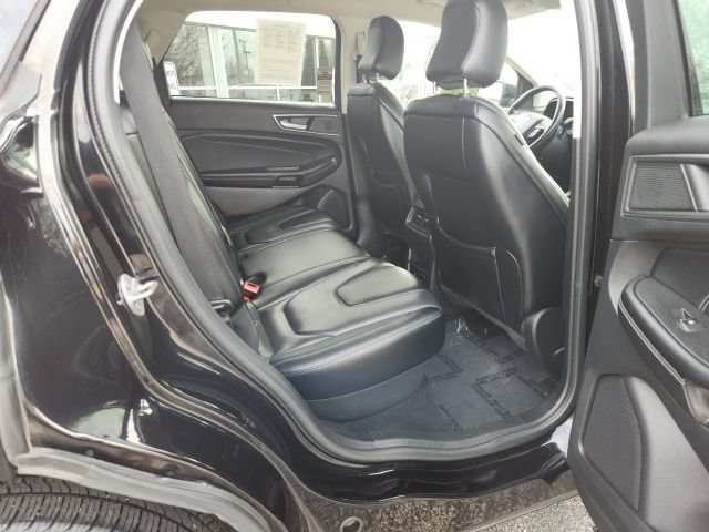 Certified 2022 Ford Edge Titanium AWD/4WD image 25