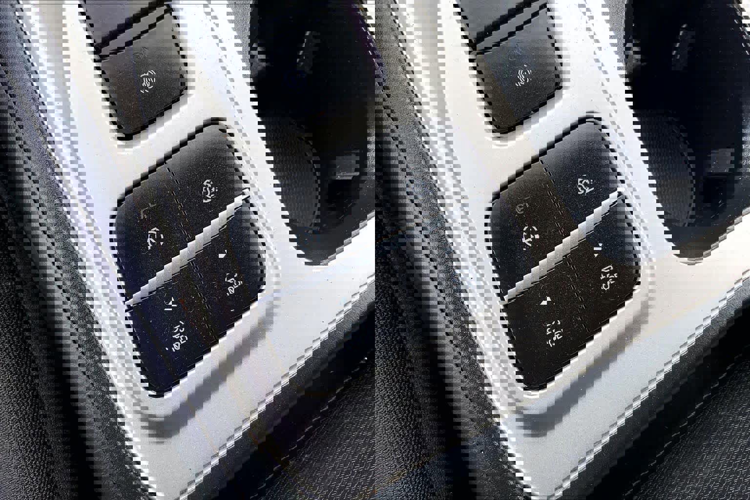 Certified 2020 Ford Explorer XLT image 30