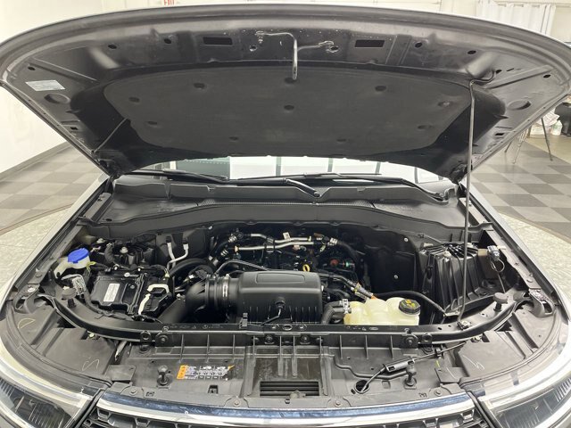 Certified 2022 Ford Explorer XLT w/ Equipment Group 202A AWD/4WD image 28