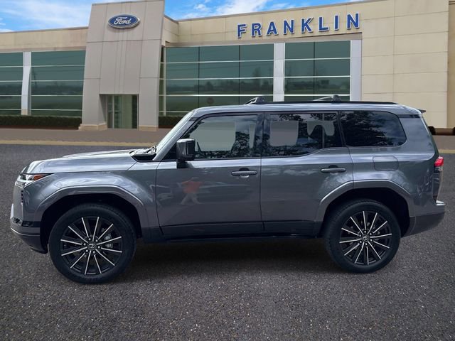 Used 2025 Lexus GX 550 w/ Accessory Package (2T) AWD/4WD image 2