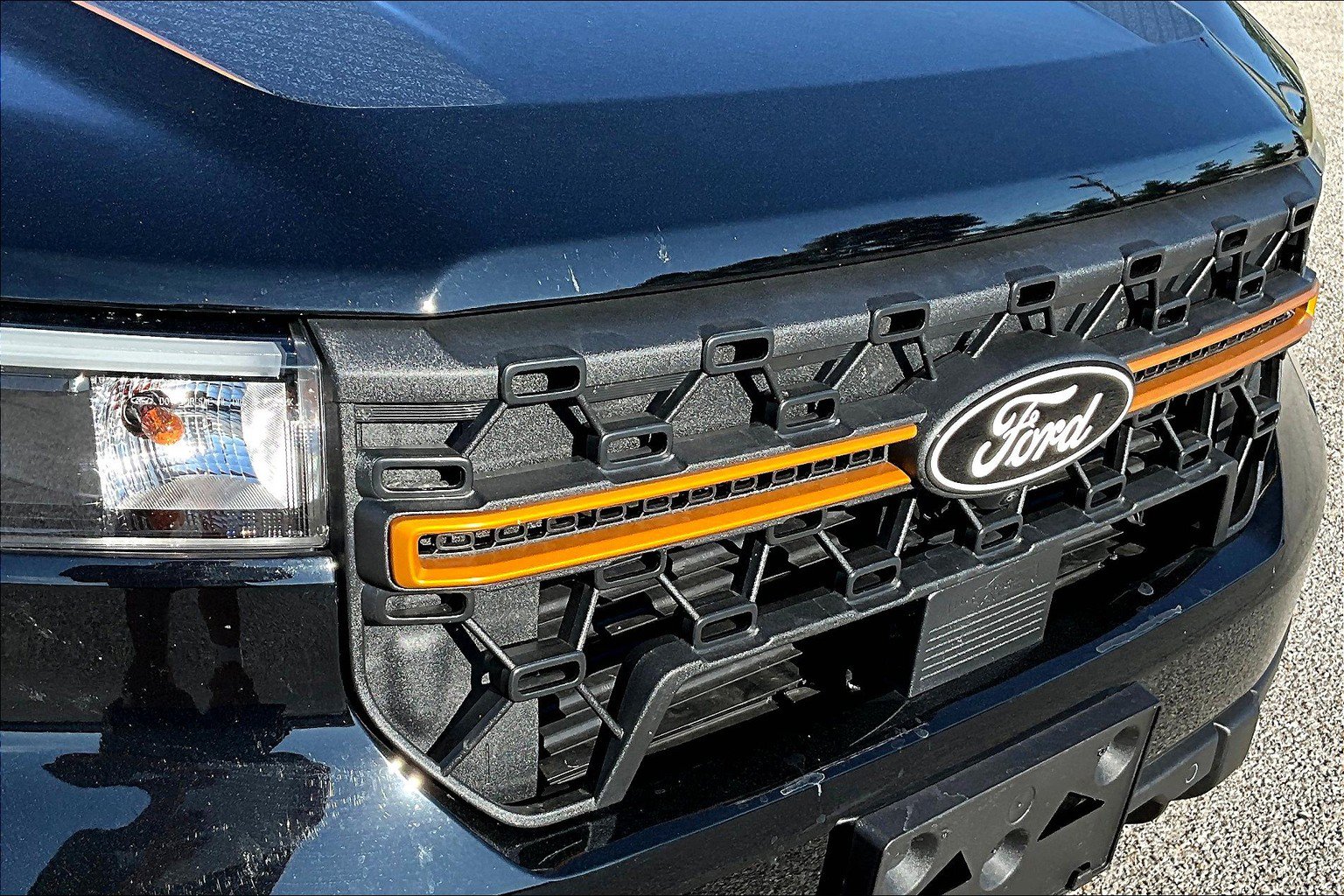 Certified 2025 Ford Maverick Tremor AWD/4WD image 31