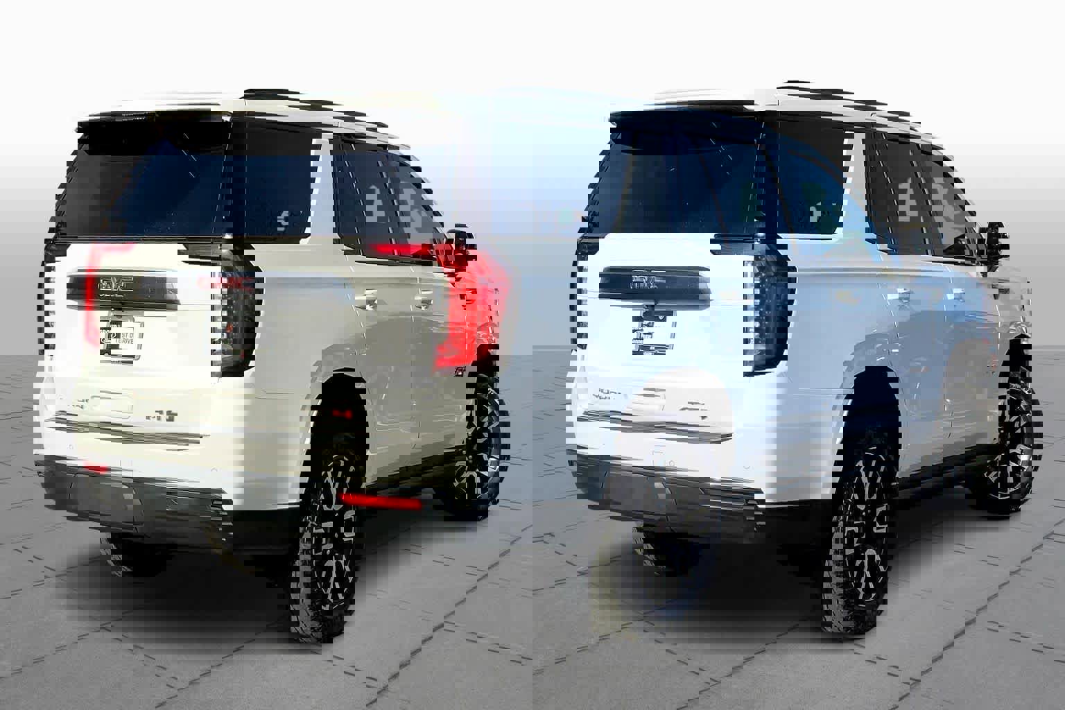 Used 2024 GMC Yukon AT4 w/ AT4 Premium Package image 4