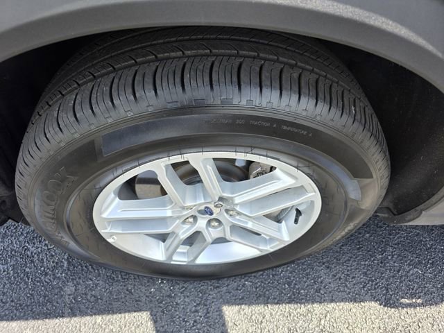 Certified 2025 Ford Explorer Active w/ Active Comfort Package RWD image 10