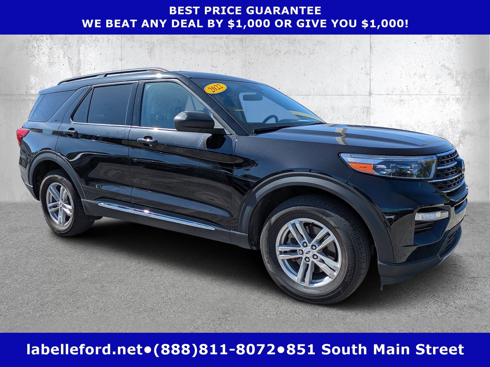 Certified 2022 Ford Explorer XLT w/ Equipment Group 202A image 7